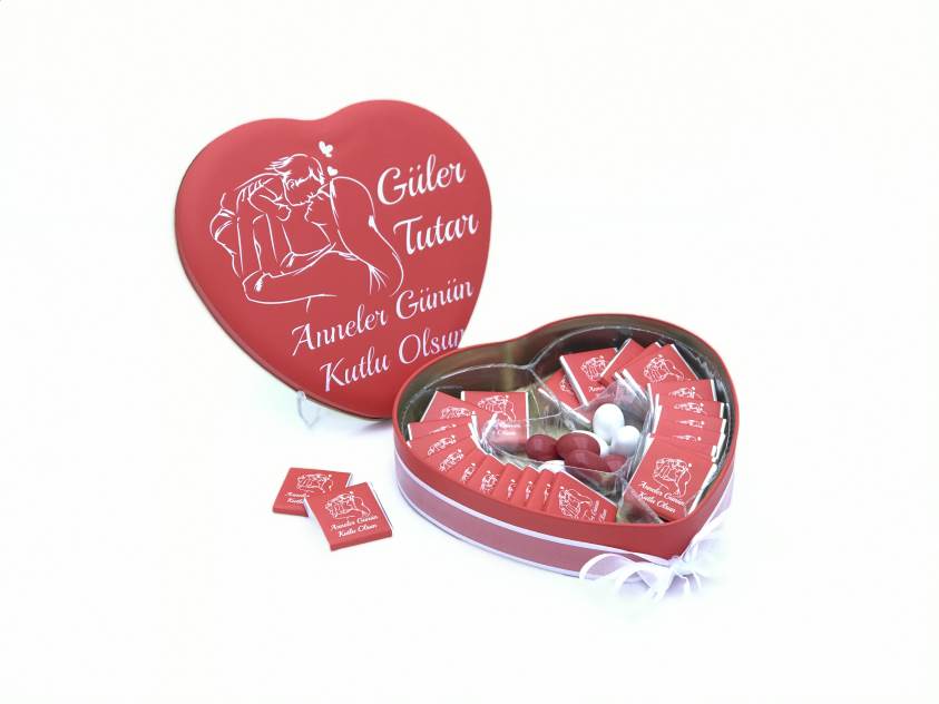 Anneye Çikolata - Anneler Günü Çikolatası Anne Bebek Tasarımlı Kalp Metal Kutu 13